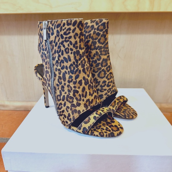 Charles David Shoes - NWT Charles David Crosser Calf Hair Leopard Print Open Toe Heels